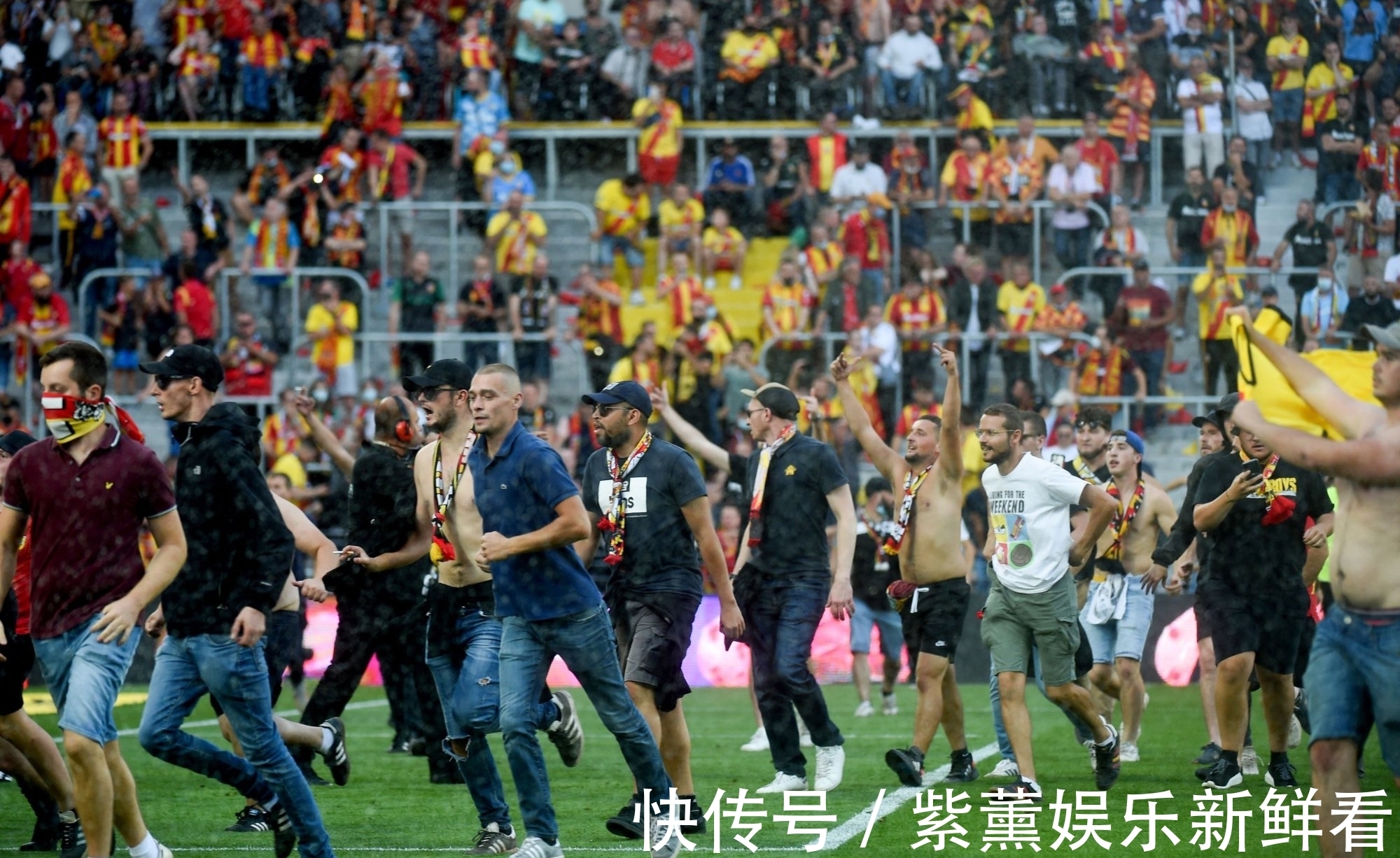 高速候车活动抱索器2